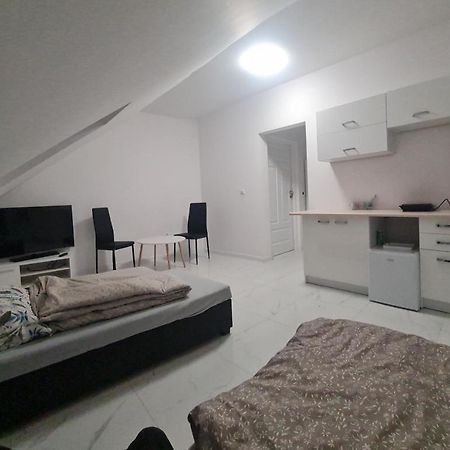 Rmf Naworol 10,,,, Wjazd Od Nr 6 Apartment Szczecin Exterior photo